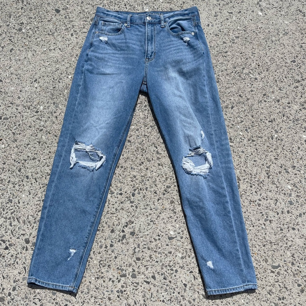 SOLD ON CURTSY APP